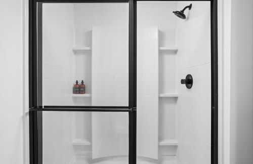 Super LUX Suite Rooftop with Pool, Free Parking, Gym - Foto 12