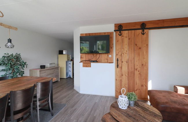 Holiday Home on the Water in Friesland - Foto 20