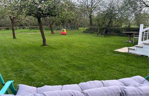 Strongate Orchard Farm stay Bridport Dorset- Jurassic Coast 10 min drive - Foto 10