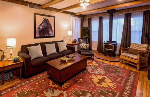 Pet-Friendly Clovis Home Yard, Pergola and Hot Tub - Foto 3