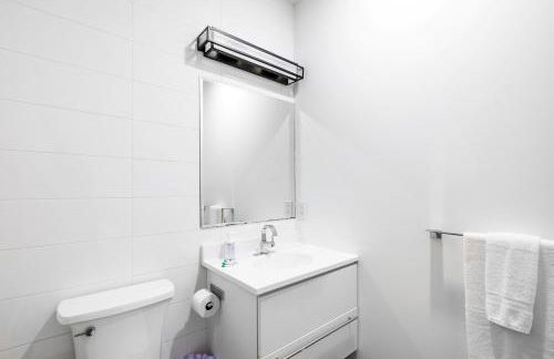 Stylish Studio - Pool, Gym & Balcony Bliss - Foto 16