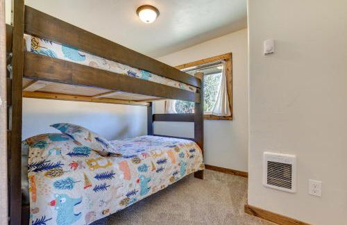 Donnelly Cabin with Fire Pit 5 Mi to Boat and Ski! - Photo 20