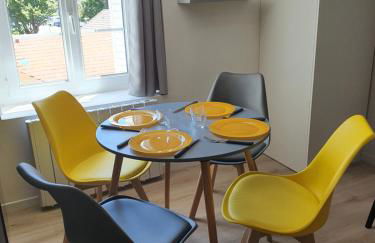 "Le Petit Paradis" au Centre Ville d'Oyonnax - Foto 60