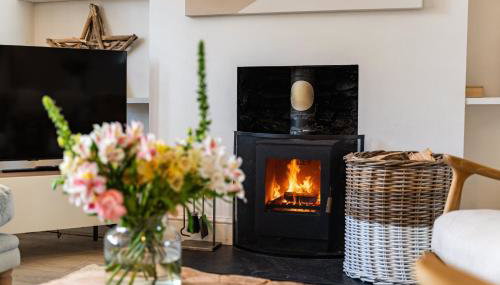Waterside cottage - log burner - 10 mins to Falmouth - Foto 5