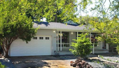 Marbella Lane - SJ Designer Home 3BR Ldry P - Foto 2