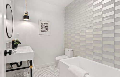 Quintessential SoCal indoor outdoor living with POOL - Foto 12