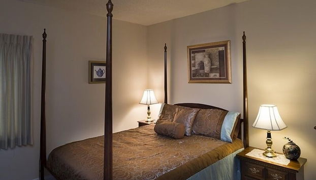 City View 411 3BD Condo with Fireplace by RedAwning - Foto 4, Habitación