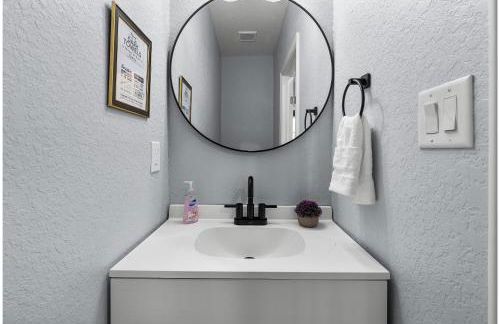 Inviting 4br/2.5ba Downtown Home With Ample Space! - Foto 48