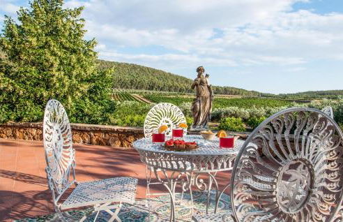 Cozy Home In San Michele Di Ganzari - Photo 2