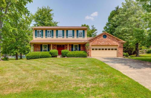Family-Friendly West Chester Twp Home with Pool! - Foto 1