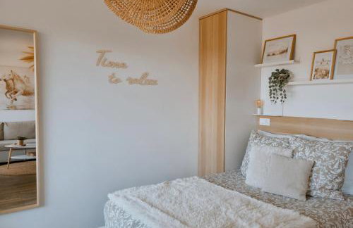 Sable & Pampas - Meublé de Tourisme 5 étoiles - Vue Panoramique & Terrasse - Climatisation - Plage à 200m - Foto 7