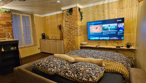 Studio Rustique en Cœur de Ville - Foto 5