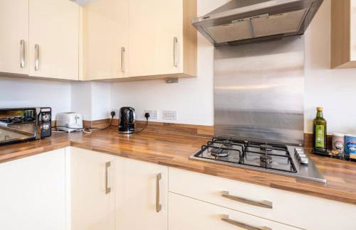 Cozy Glam Patchway Garden House Sleep 9 Mid-Long Term Welcome - Foto 19