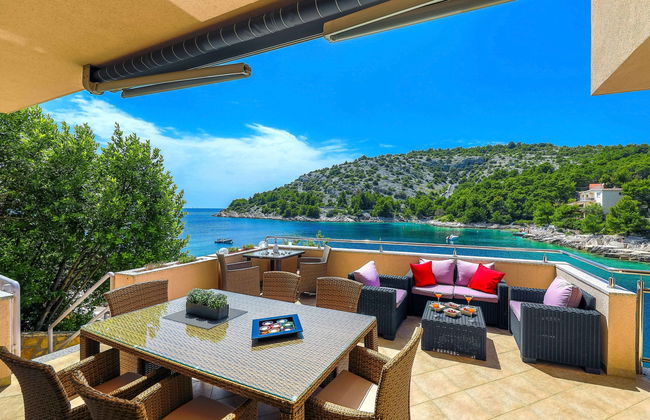 Villa Silvana - Photo 2