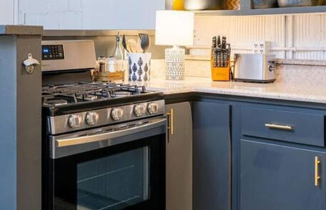 Elegant Edgy Loft on Historic Alley Parking - Foto 38