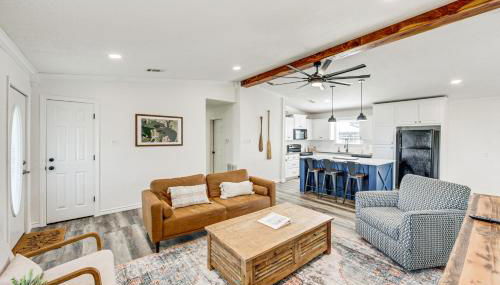 Van Vacation Retreat with Private 300-Acre Lake! - Photo 4