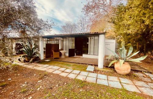 CHEZ BABOU studio d'artistes avec piscine, parking - Photo 19