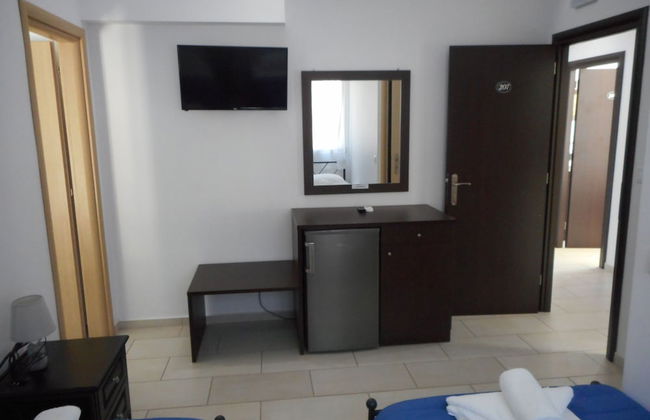 Anatoli Hotel - Photo 17