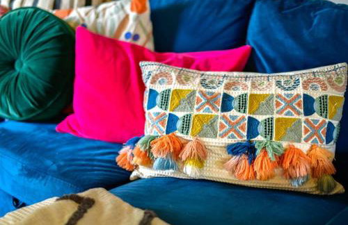 Stylish 3 Bed Home with Parking! - Photo 21