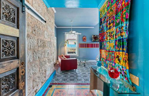 Vibrant Location Artistic Home Downtown King Bed - Foto 15