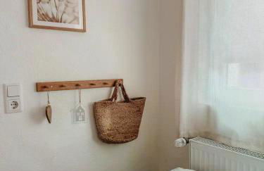 Ferienhaus "Schmale Gisela" bis zu 6 Personen mit Garten und Parkplätzen - Photo 13