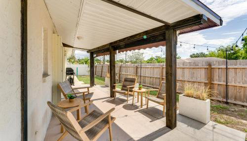 Nokomis Home with Screened Pool, 3 Mi to Beaches! - Foto 2