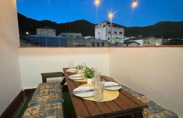 Estilo Fazenda no Centro com Vista Incrível - Foto 2