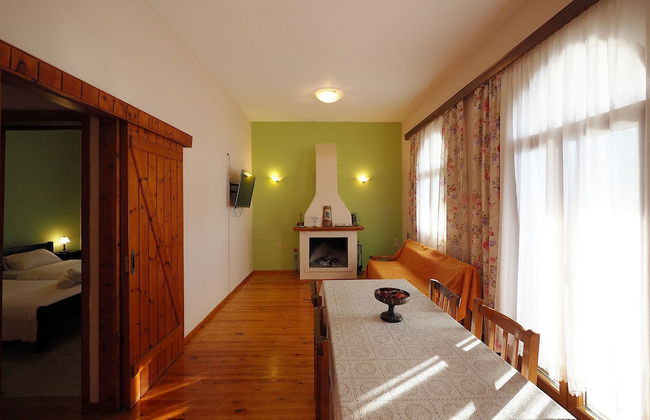 Sofia Limeni - Photo 33