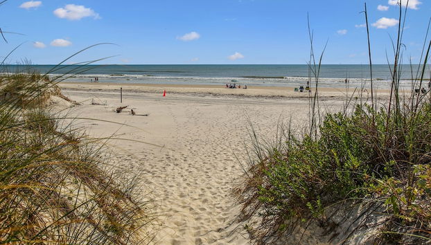 Seaside Haven Stylish Condo 3 Pools New Rental - Foto 5, Habitación