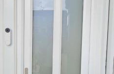 London Luxury 3 bedroom flat, 2 bathrooms, Living Room, free parking, 4 mins to station, garden - Foto 38