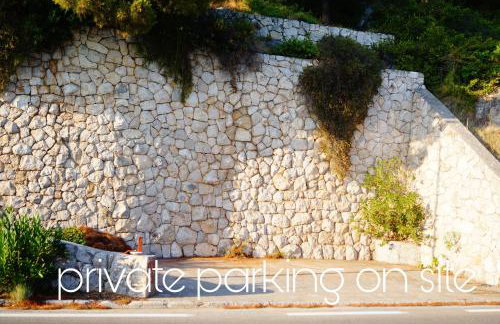 Diamond Sea - Vacation House with Private Parking and a Big Terrace over the Sea - Photo 23