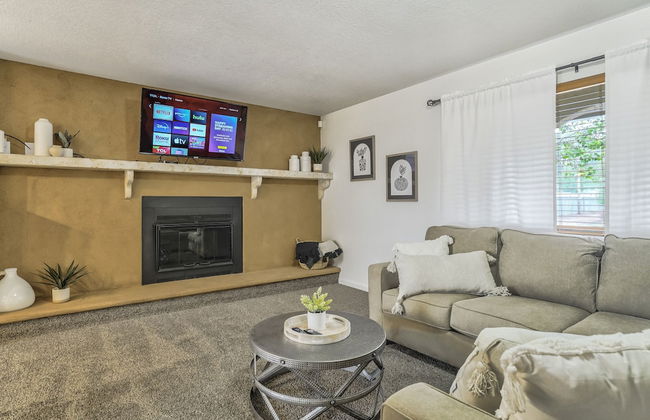 2 Bears Combined - Photo 36