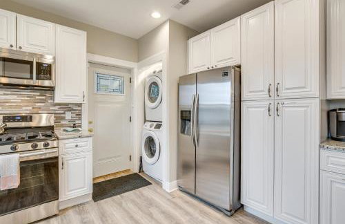 Family Apartment with Deck and Yard Near Northwestern - Foto 17