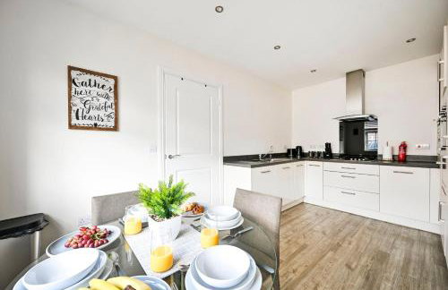 LUX Contractor & Family Haven - Parks x2, Sleeps 9 - Foto 43
