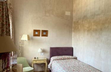 Chalet Ciudad Ducal con piscina y jardin - Foto 17