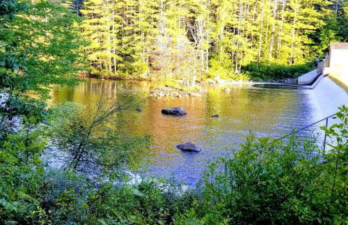 Modern Tiny House with Ski Access in Bennington, New Hamsphire - Foto 34