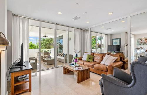 Hemingway 3 Bedroom Condo 2 Blocks from the Beach - Photo 7