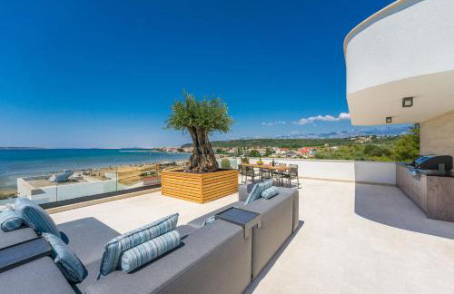 Villa Four Seasons Seaside B with heated pool and jacuzzi, Zadar - Foto 6