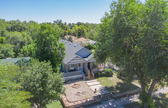 Pet-friendly 4 BR Family Stay Near Downtown - Foto 38