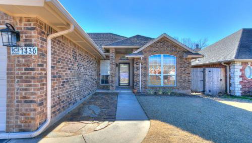 Sleek 4BR OKC Stay by StayLage - Photo 5