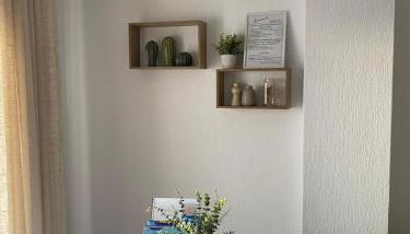 Coqueto apartamento céntrico con terraza y parking - Foto 5