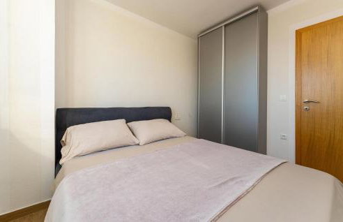 Stunning Apartment In Rtina With Wifi - Foto 17