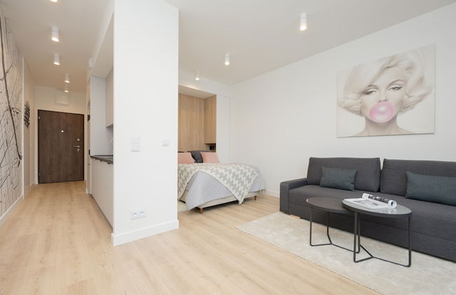 Gym & Sauna in Mokotów by Renters - Photo 12