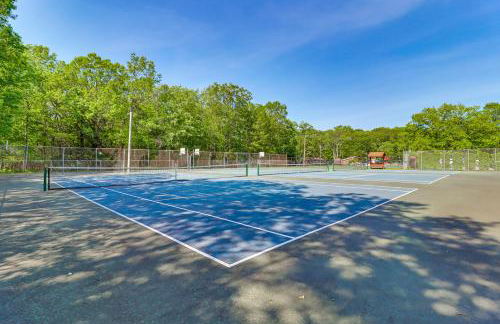 about 1 Mi to Lake Secluded Poconos Home with Decks - Photo 38