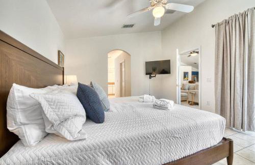 Private Pool Getaway Near Theme Parks - Foto 64