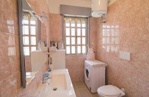 Villa Milon Near The Sea - Happy Rentals - Photo 54