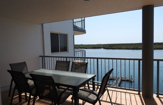 On The River Apartments - Photo 47