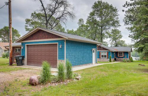 Tranquil Lakefront Cabin Fire Pit, Grill and Patio - Foto 32