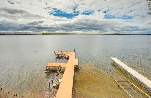 Pelican Lake House with Boat Dock and Sauna! - Foto 42