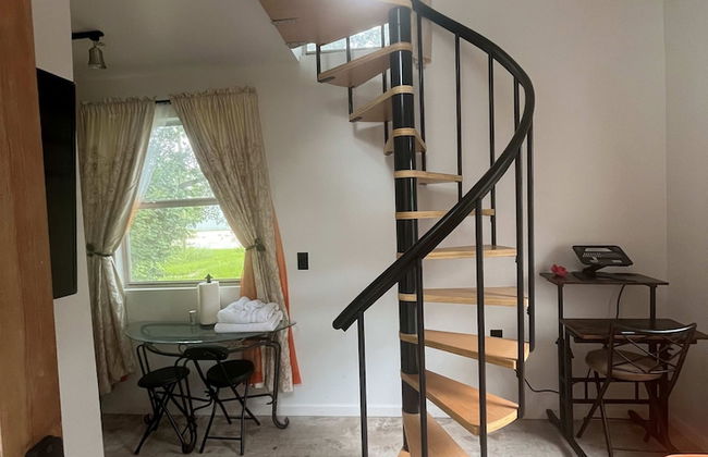 Tiny House in Lafayette - Photo 9